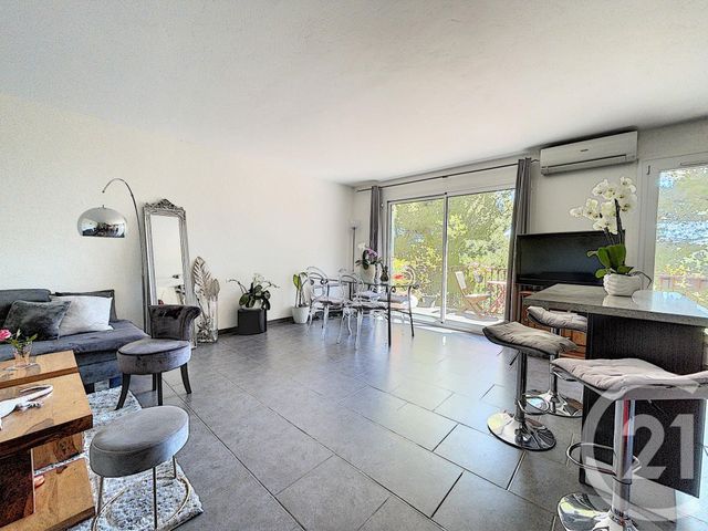 Appartement F3 à vendre - 3 pièces - 71.0 m2 - MOUGINS - 06 - PROVENCE-ALPES-COTE-D-AZUR - Century 21 Coast And Country Appartement F3 à vendre - 3 pièces - 71.0 m2 - MOUGINS - 06 - PROVENCE-ALPES-COTE-D-AZUR - Century 21 Coast And Country