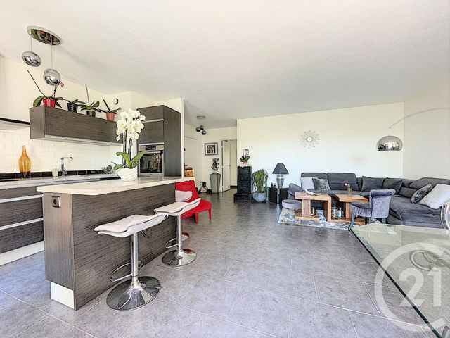 Appartement F3 à vendre - 3 pièces - 71.0 m2 - MOUGINS - 06 - PROVENCE-ALPES-COTE-D-AZUR - Century 21 Coast And Country Appartement F3 à vendre - 3 pièces - 71.0 m2 - MOUGINS - 06 - PROVENCE-ALPES-COTE-D-AZUR - Century 21 Coast And Country