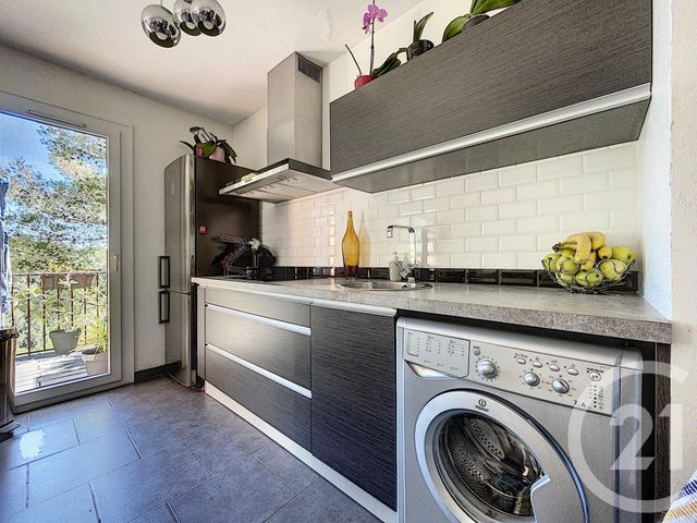 Appartement F3 à vendre - 3 pièces - 71.0 m2 - MOUGINS - 06 - PROVENCE-ALPES-COTE-D-AZUR - Century 21 Coast And Country Appartement F3 à vendre - 3 pièces - 71.0 m2 - MOUGINS - 06 - PROVENCE-ALPES-COTE-D-AZUR - Century 21 Coast And Country