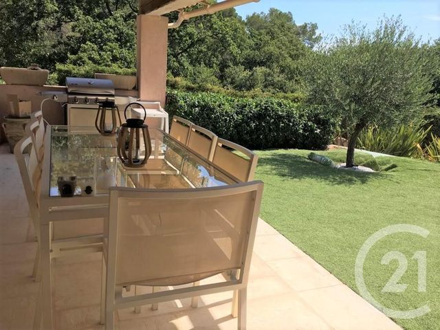 maison à vendre - 5 pièces - 170.0 m2 - MOUGINS - 06 - PROVENCE-ALPES-COTE-D-AZUR - Century 21 Coast And Country maison à vendre - 5 pièces - 170.0 m2 - MOUGINS - 06 - PROVENCE-ALPES-COTE-D-AZUR - Century 21 Coast And Country