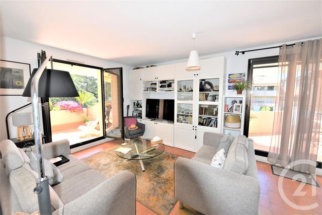 Appartement F3 à vendre - 3 pièces - 66.58 m2 - MOUGINS - 06 - PROVENCE-ALPES-COTE-D-AZUR - Century 21 Coast And Country Appartement F3 à vendre - 3 pièces - 66.58 m2 - MOUGINS - 06 - PROVENCE-ALPES-COTE-D-AZUR - Century 21 Coast And Country