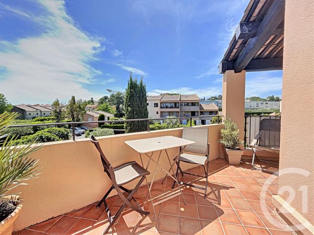 Appartement F3 à vendre - 3 pièces - 66.58 m2 - MOUGINS - 06 - PROVENCE-ALPES-COTE-D-AZUR - Century 21 Coast And Country Appartement F3 à vendre - 3 pièces - 66.58 m2 - MOUGINS - 06 - PROVENCE-ALPES-COTE-D-AZUR - Century 21 Coast And Country