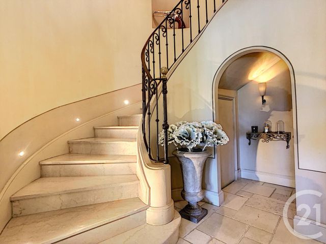 maison à vendre - 8 pièces - 300.0 m2 - MOUGINS - 06 - PROVENCE-ALPES-COTE-D-AZUR - Century 21 Coast And Country maison à vendre - 8 pièces - 300.0 m2 - MOUGINS - 06 - PROVENCE-ALPES-COTE-D-AZUR - Century 21 Coast And Country