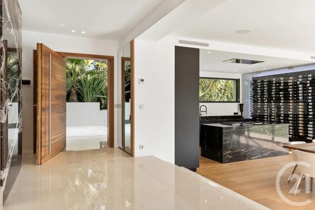 maison à vendre - 9 pièces - 550.0 m2 - MOUGINS - 06 - PROVENCE-ALPES-COTE-D-AZUR - Century 21 Coast And Country maison à vendre - 9 pièces - 550.0 m2 - MOUGINS - 06 - PROVENCE-ALPES-COTE-D-AZUR - Century 21 Coast And Country