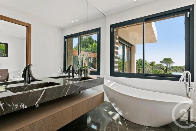 maison à vendre - 9 pièces - 550.0 m2 - MOUGINS - 06 - PROVENCE-ALPES-COTE-D-AZUR - Century 21 Coast And Country maison à vendre - 9 pièces - 550.0 m2 - MOUGINS - 06 - PROVENCE-ALPES-COTE-D-AZUR - Century 21 Coast And Country