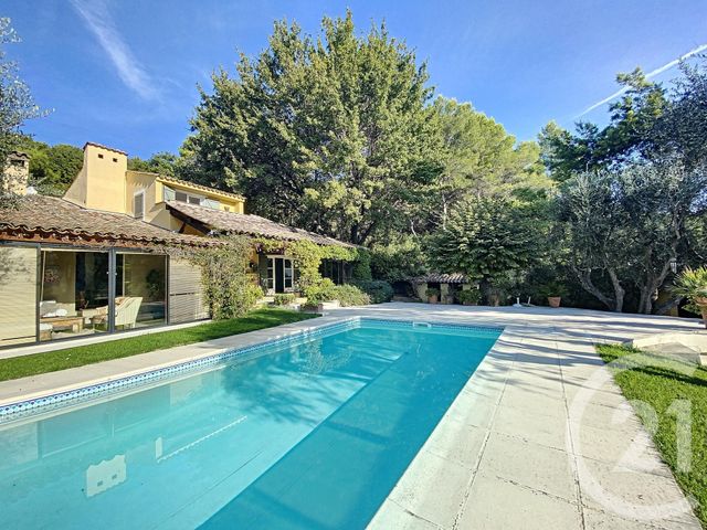  - MOUGINS - 