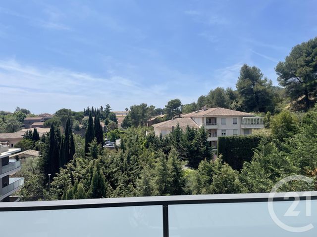 Afficher la photo en grand Appartement F3 à vendre - 3 pièces - 62.5 m2 - MOUGINS - 06 - PROVENCE-ALPES-COTE-D-AZUR - Century 21 Coast And Country