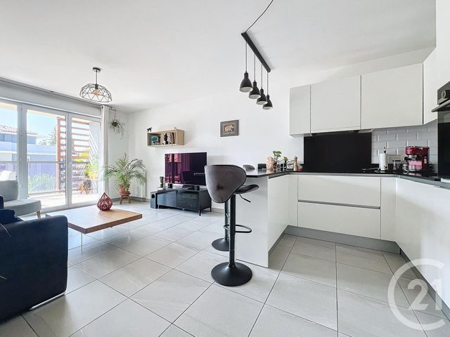 Afficher la photo en grand Appartement à vendre - 4 pièces - 75.15 m2 - MOUGINS - 06 - PROVENCE-ALPES-COTE-D-AZUR - Century 21 Coast And Country