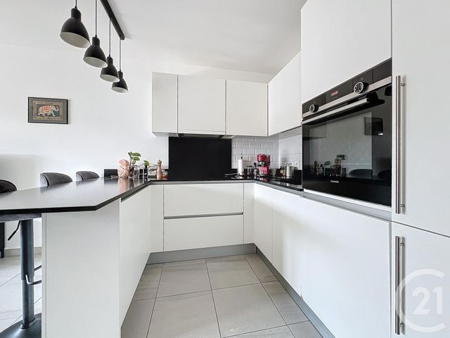 Afficher la photo en grand Appartement à vendre - 4 pièces - 75.15 m2 - MOUGINS - 06 - PROVENCE-ALPES-COTE-D-AZUR - Century 21 Coast And Country