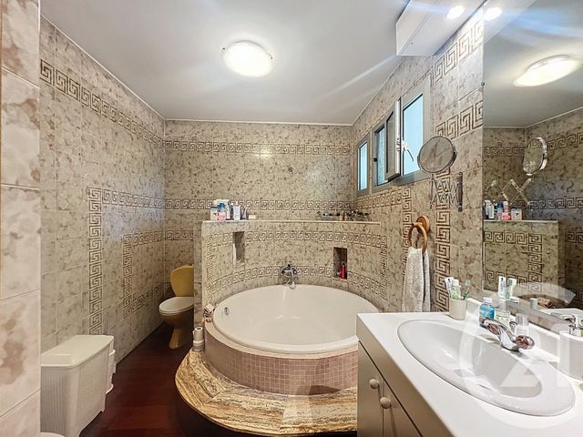 Afficher la photo en grand maison à vendre - 6 pièces - 177.27 m2 - MOUGINS - 06 - PROVENCE-ALPES-COTE-D-AZUR - Century 21 Coast And Country