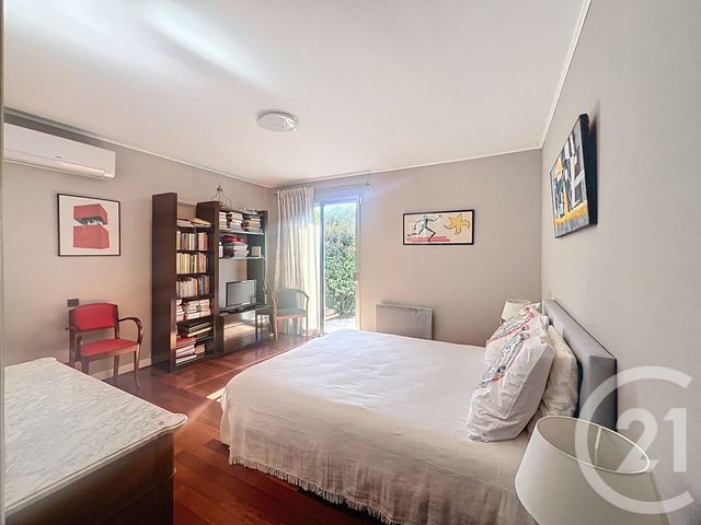 Afficher la photo en grand maison à vendre - 6 pièces - 177.27 m2 - MOUGINS - 06 - PROVENCE-ALPES-COTE-D-AZUR - Century 21 Coast And Country