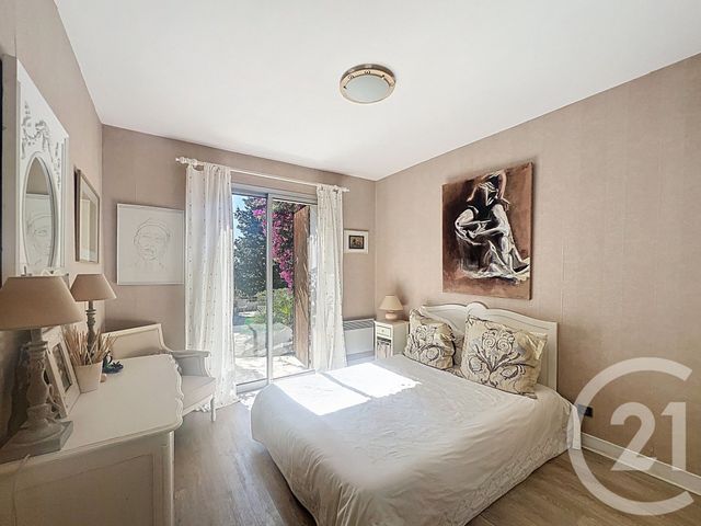 Afficher la photo en grand maison à vendre - 6 pièces - 177.27 m2 - MOUGINS - 06 - PROVENCE-ALPES-COTE-D-AZUR - Century 21 Coast And Country