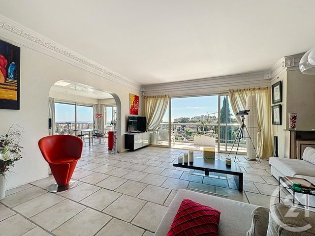 Afficher la photo en grand Appartement à vendre - 4 pièces - 162.0 m2 - LE CANNET - 06 - PROVENCE-ALPES-COTE-D-AZUR - Century 21 Coast And Country