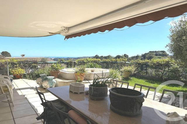 Afficher la photo en grand Appartement à vendre - 4 pièces - 132.0 m2 - MOUGINS - 06 - PROVENCE-ALPES-COTE-D-AZUR - Century 21 Coast And Country