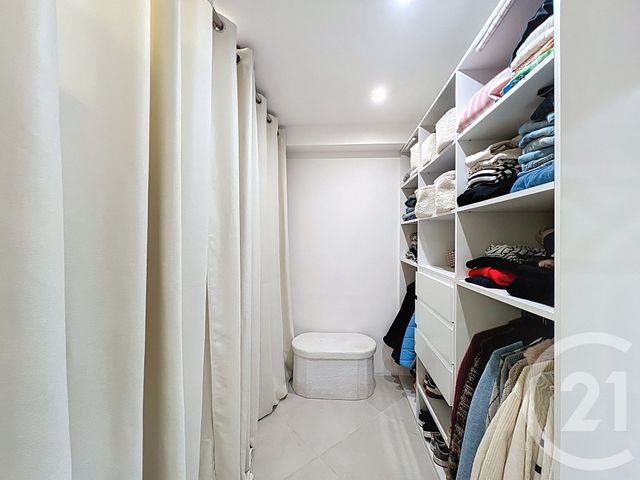 Appartement F4 à vendre - 4 pièces - 113.75 m2 - CANNES - 06 - PROVENCE-ALPES-COTE-D-AZUR - Century 21 Coast And Country