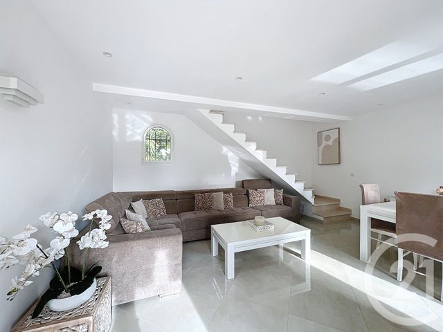 Appartement F4 à vendre - 4 pièces - 113.75 m2 - CANNES - 06 - PROVENCE-ALPES-COTE-D-AZUR - Century 21 Coast And Country