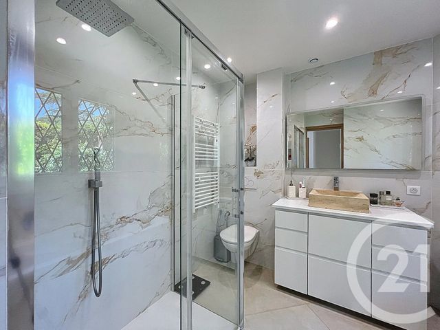 Appartement F4 à vendre - 4 pièces - 113.75 m2 - CANNES - 06 - PROVENCE-ALPES-COTE-D-AZUR - Century 21 Coast And Country