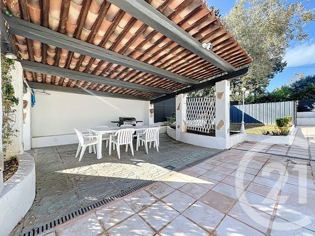 Afficher la photo en grand maison à vendre - 5 pièces - 150.0 m2 - MOUGINS - 06 - PROVENCE-ALPES-COTE-D-AZUR - Century 21 Coast And Country