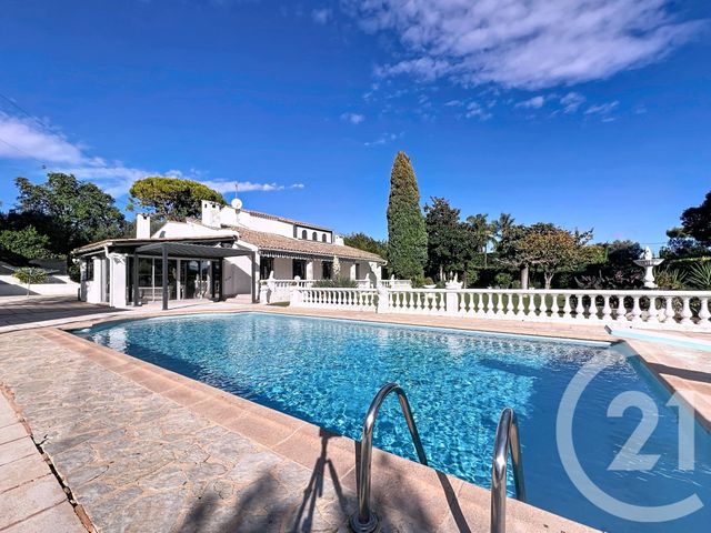 Afficher la photo en grand maison à vendre - 5 pièces - 150.0 m2 - MOUGINS - 06 - PROVENCE-ALPES-COTE-D-AZUR - Century 21 Coast And Country