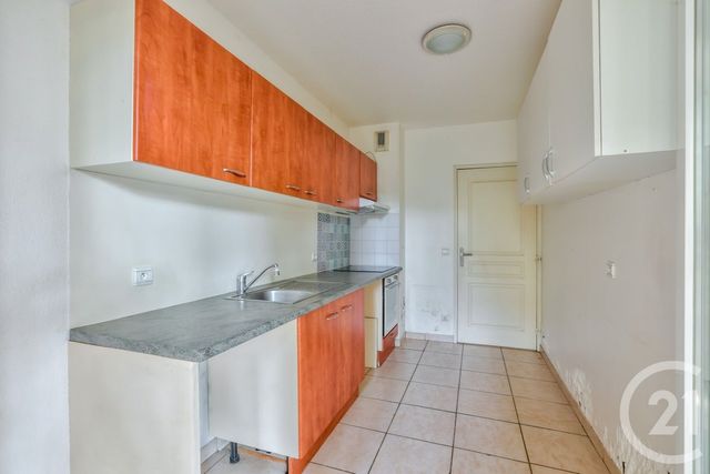 Afficher la photo en grand Appartement à vendre - 3 pièces - 61.38 m2 - MOUGINS - 06 - PROVENCE-ALPES-COTE-D-AZUR - Century 21 Coast And Country