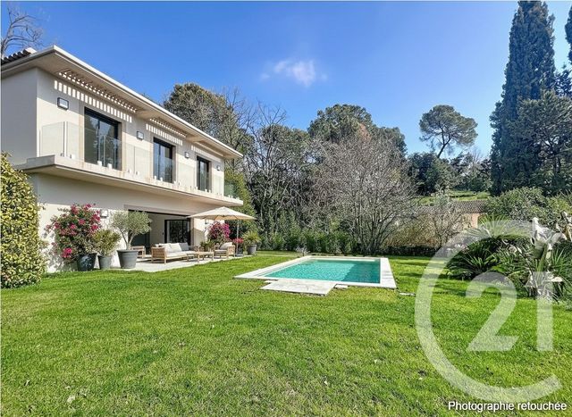 maison à vendre - 4 pièces - 160.0 m2 - MOUGINS - 06 - PROVENCE-ALPES-COTE-D-AZUR - Century 21 Coast And Country