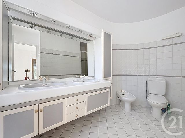 maison à vendre - 6 pièces - 166.0 m2 - MOUGINS - 06 - PROVENCE-ALPES-COTE-D-AZUR - Century 21 Coast And Country