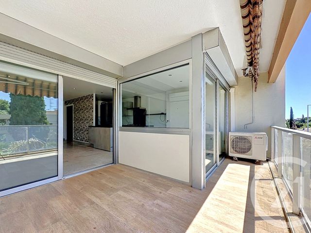 Appartement F3 à vendre - 3 pièces - 71.0 m2 - ANTIBES - 06 - PROVENCE-ALPES-COTE-D-AZUR - Century 21 Coast And Country