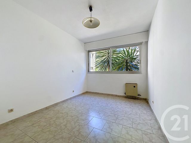 Appartement F3 à vendre - 3 pièces - 71.0 m2 - ANTIBES - 06 - PROVENCE-ALPES-COTE-D-AZUR - Century 21 Coast And Country