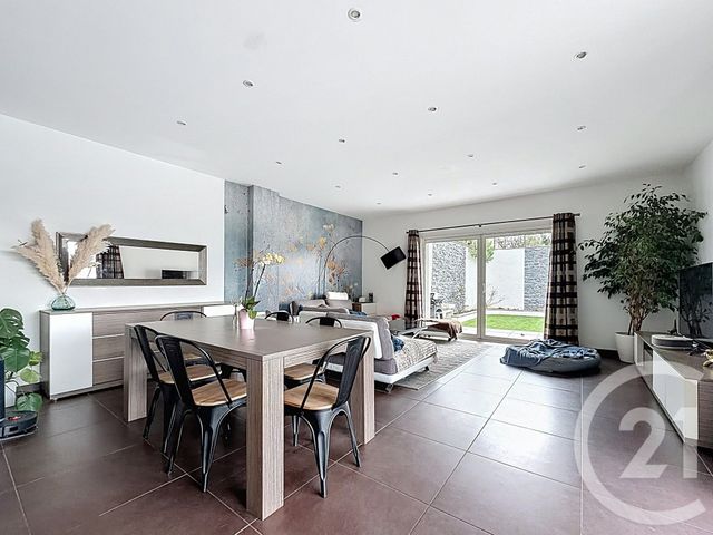 maison à vendre - 5 pièces - 122.0 m2 - GRASSE - 06 - PROVENCE-ALPES-COTE-D-AZUR - Century 21 Coast And Country