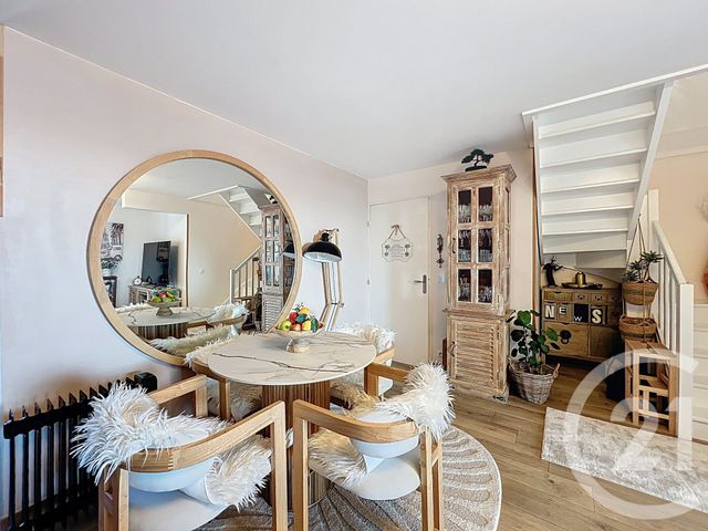 Appartement F4 à vendre - 4 pièces - 80.02 m2 - LE GOLFE JUAN - 06 - PROVENCE-ALPES-COTE-D-AZUR - Century 21 Coast And Country