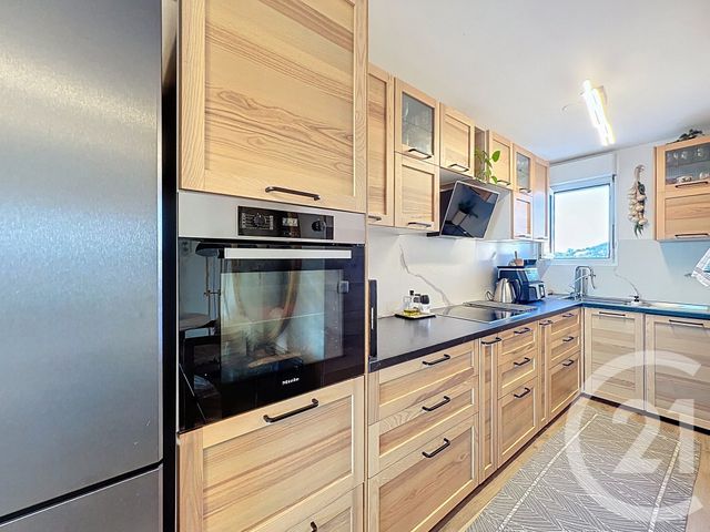 Appartement F4 à vendre - 4 pièces - 80.02 m2 - LE GOLFE JUAN - 06 - PROVENCE-ALPES-COTE-D-AZUR - Century 21 Coast And Country