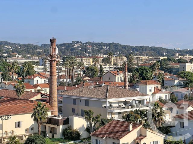 Appartement F4 à vendre - 4 pièces - 80.02 m2 - LE GOLFE JUAN - 06 - PROVENCE-ALPES-COTE-D-AZUR - Century 21 Coast And Country