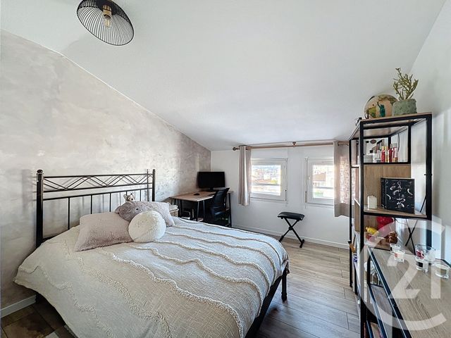 Appartement F4 à vendre - 4 pièces - 80.02 m2 - LE GOLFE JUAN - 06 - PROVENCE-ALPES-COTE-D-AZUR - Century 21 Coast And Country