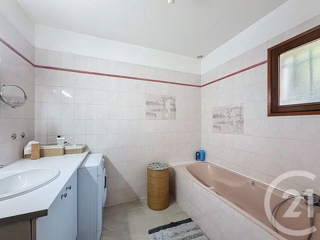 maison à vendre - 5 pièces - 115.0 m2 - LA ROQUETTE SUR SIAGNE - 06 - PROVENCE-ALPES-COTE-D-AZUR - Century 21 Coast And Country