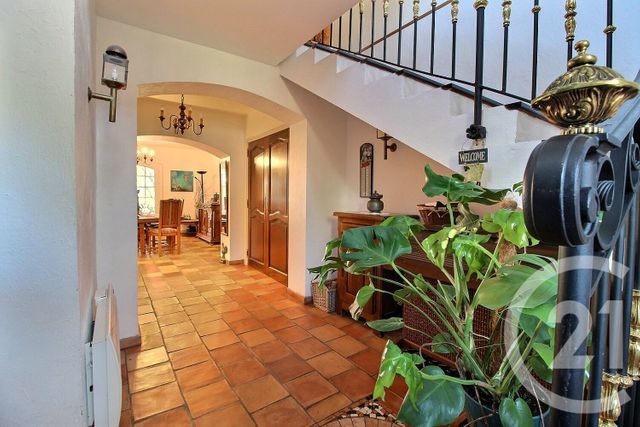 maison à vendre - 8 pièces - 253.0 m2 - MOUANS SARTOUX - 06 - PROVENCE-ALPES-COTE-D-AZUR - Century 21 Coast And Country