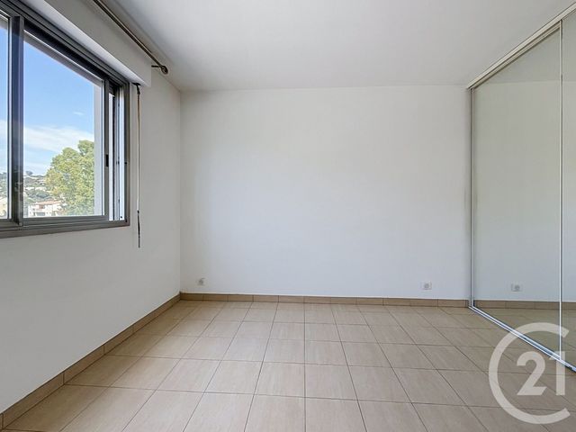 Appartement à vendre - 3 pièces - 62.7 m2 - CANNES LA BOCCA - 06 - PROVENCE-ALPES-COTE-D-AZUR - Century 21 Coast And Country