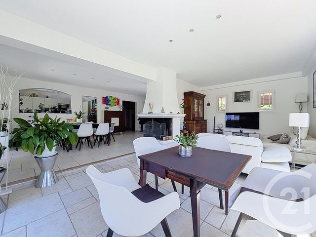 maison à vendre - 5 pièces - 138.0 m2 - MOUANS SARTOUX - 06 - PROVENCE-ALPES-COTE-D-AZUR - Century 21 Coast And Country