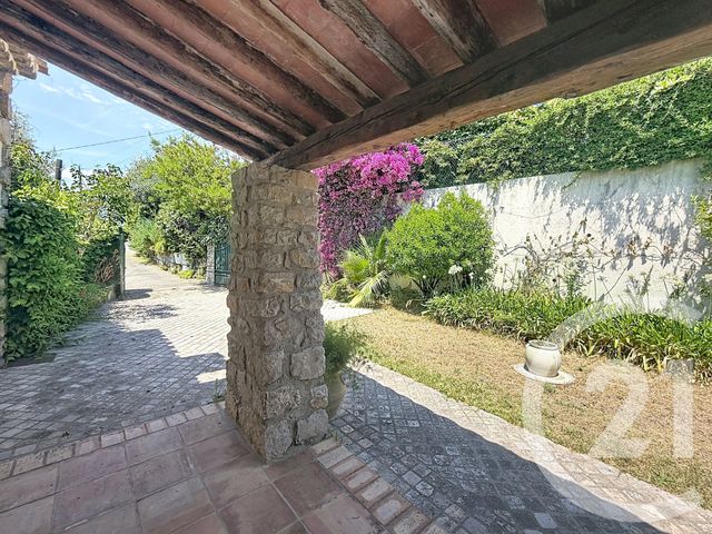 maison à vendre - 5 pièces - 161.0 m2 - MOUGINS - 06 - PROVENCE-ALPES-COTE-D-AZUR - Century 21 Coast And Country