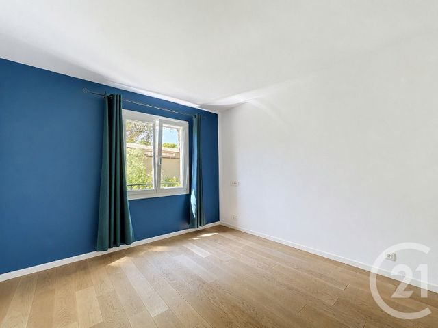 Appartement F5 à vendre - 5 pièces - 127.0 m2 - MOUGINS - 06 - PROVENCE-ALPES-COTE-D-AZUR - Century 21 Coast And Country