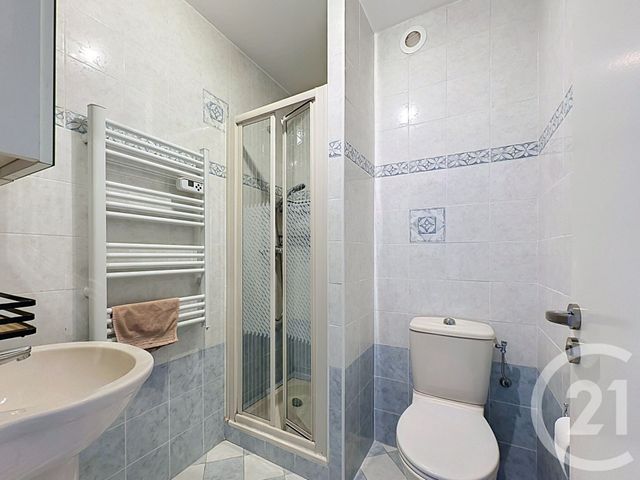 Appartement F5 à vendre - 5 pièces - 127.0 m2 - MOUGINS - 06 - PROVENCE-ALPES-COTE-D-AZUR - Century 21 Coast And Country