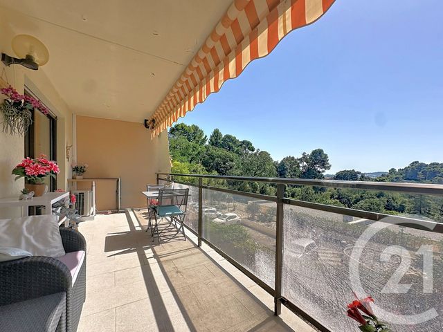 Appartement F2 à vendre - 2 pièces - 46.0 m2 - MOUGINS - 06 - PROVENCE-ALPES-COTE-D-AZUR - Century 21 Coast And Country